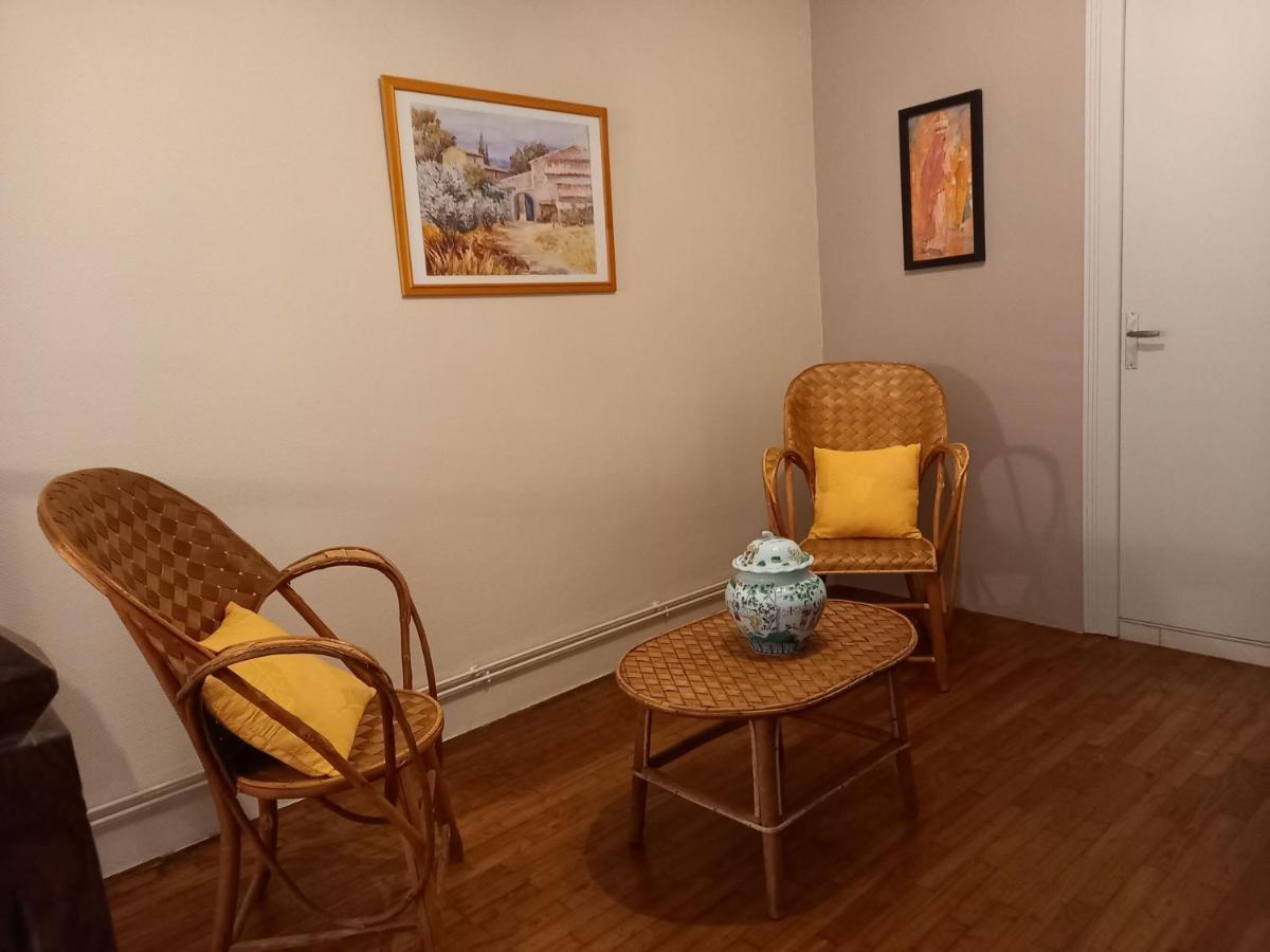 Gîte de Bazeille Saint-Avit-Sénieur Extérieur photo